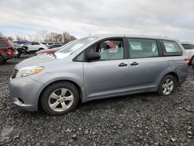 TOYOTA SIENNA 2013 with VIN 5TDZK3DC1DS342759 - Photo from auction