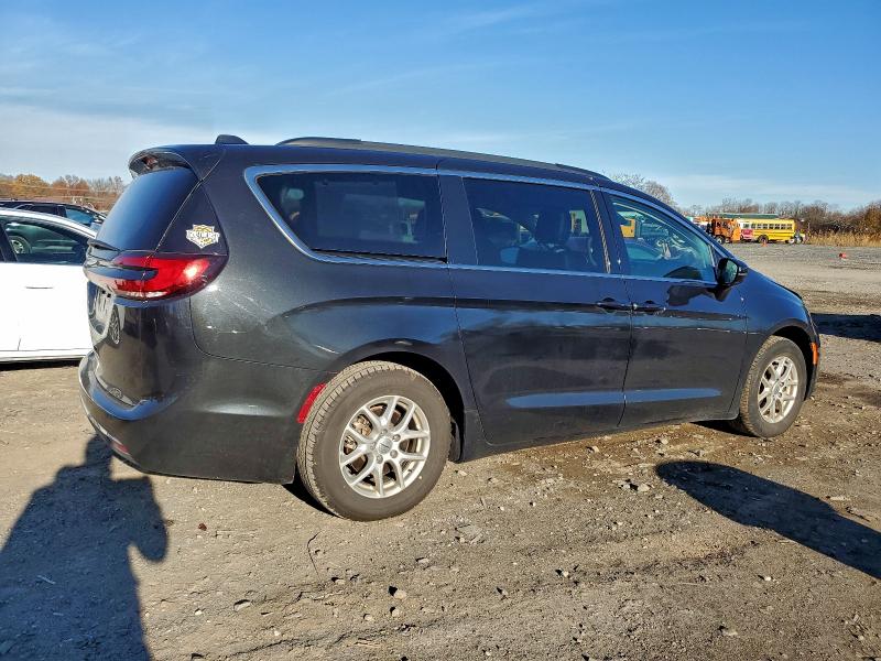 Photo 3 from auction – 2022 CHRYSLER PACIFICA T with VIN 2C4RC1BG2NR218100