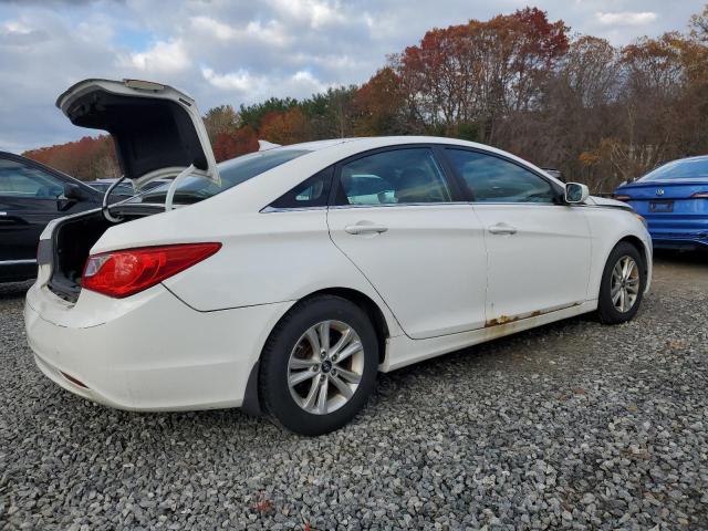 Photo 3 from auction – 2013 HYUNDAI SONATA GLS with VIN 5NPEB4AC8DH645360