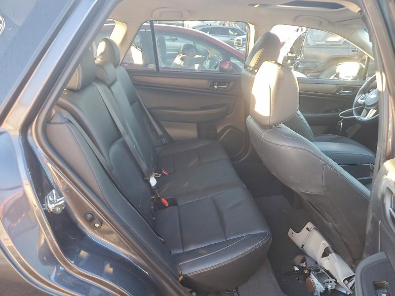Photo 10 from auction – 2017 SUBARU OUTBACK with VIN 4S4BSAKC5H3264157