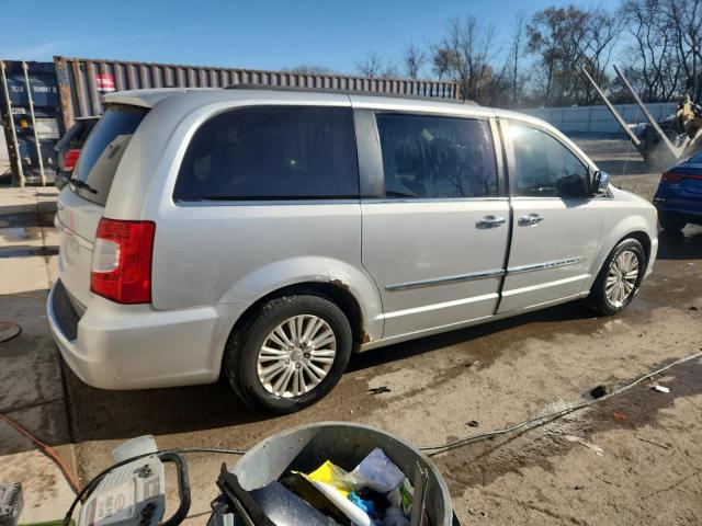 Photo 3 from auction – 2012 CHRYSLER TOWN & COU with VIN 2C4RC1CG3CR267284