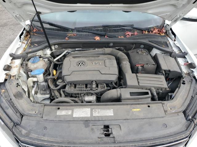 Photo 11 from auction – 2017 VOLKSWAGEN PASSAT S with VIN 1VWAT7A3XHC015142