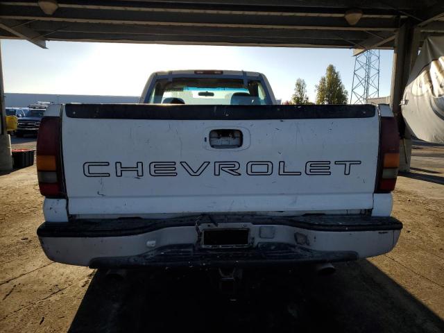 Photo 6 from auction – 2000 CHEVROLET SILVERADO with VIN 1GCEC14V8YE322456