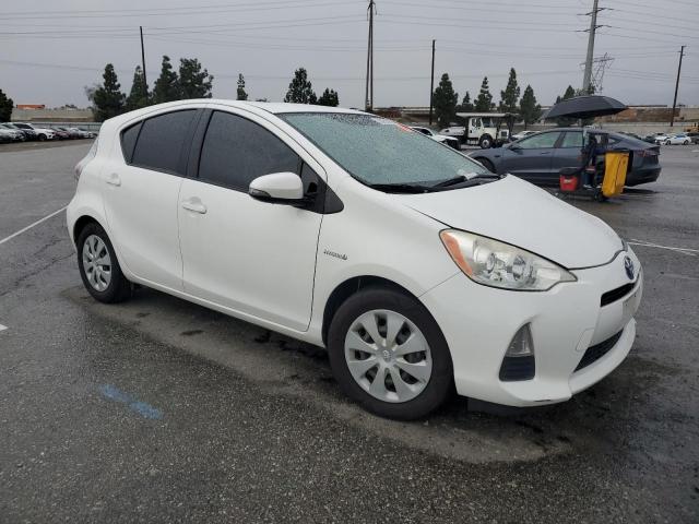 Photo 4 from auction – 2013 TOYOTA PRIUS C with VIN JTDKDTB35D1051466