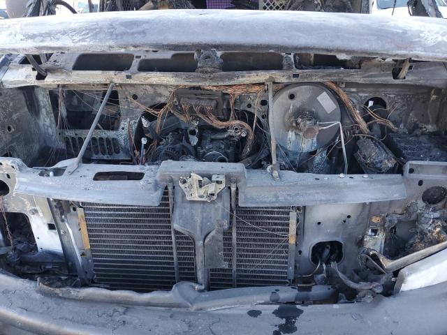 Photo 12 from auction – 2003 DODGE RAM VAN B2 with VIN 2D7JB21Y13K500627