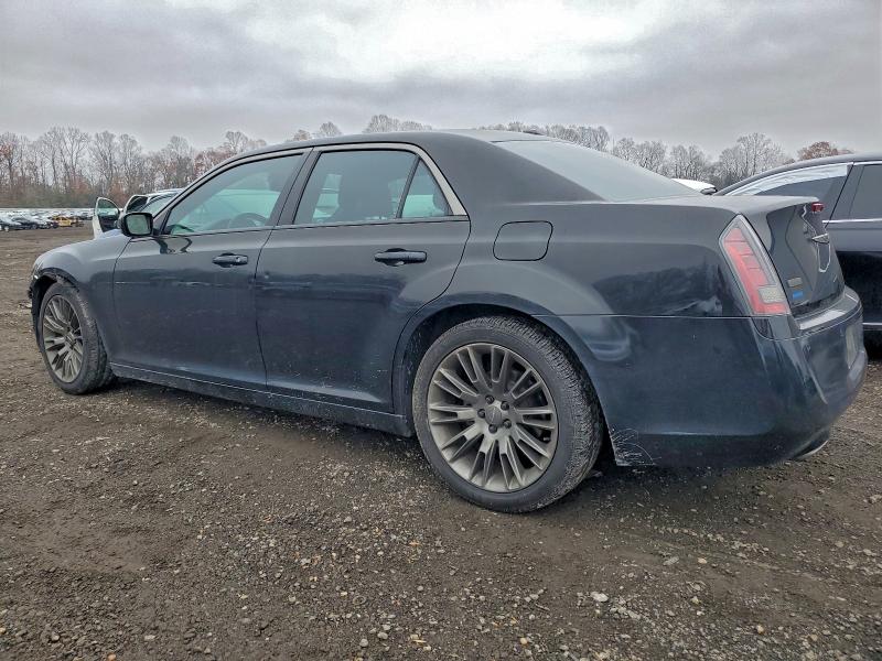 Photo 2 from auction – 2013 CHRYSLER 300C VARVA with VIN 2C3CCADG9DH743876