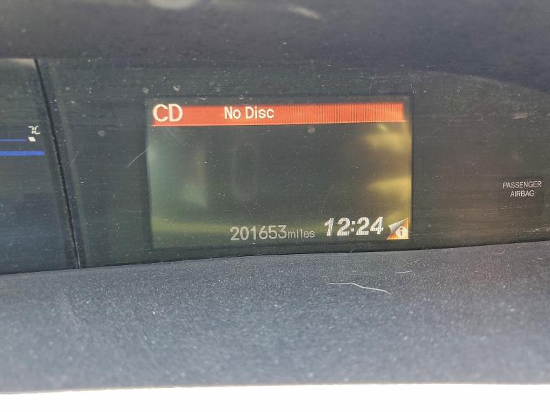 Photo 9 from auction – 2012 HONDA CIVIC LX with VIN 19XFB2F54CE340637