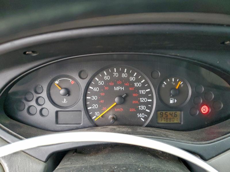 Photo 9 from auction – 2000 FORD FOCUS SE with VIN 1FAFP36P7YW365897