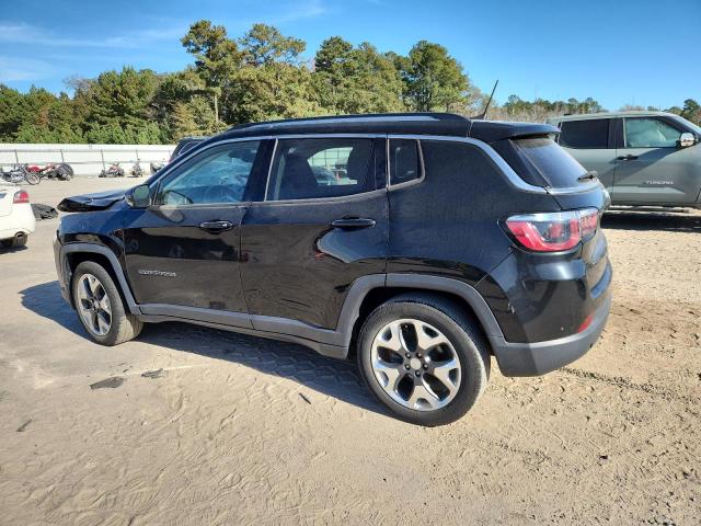 Photo 2 from auction – 2019 JEEP COMPASS LI with VIN 3C4NJCCB0KT676133