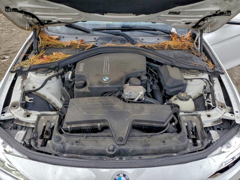 Photo 11 from auction – 2016 BMW 320 I with VIN WBA8E1G55GNT34353