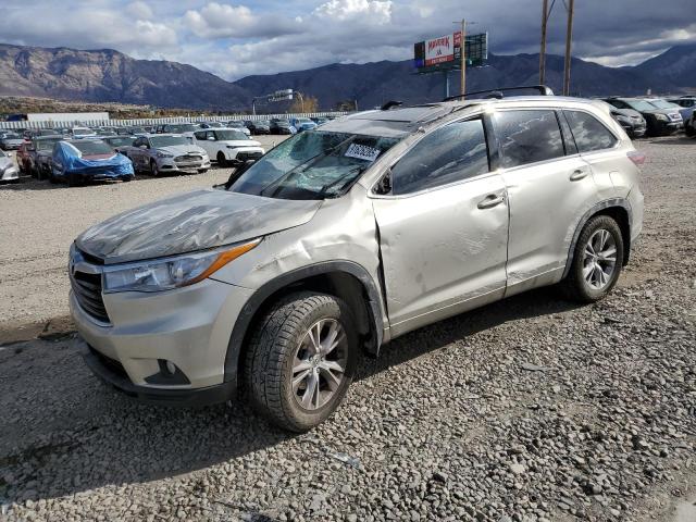 TOYOTA HIGHLANDER 2015 مع رقم تعريف المركبة 5TDJKRFH5FS224368 - صورة من المزاد
