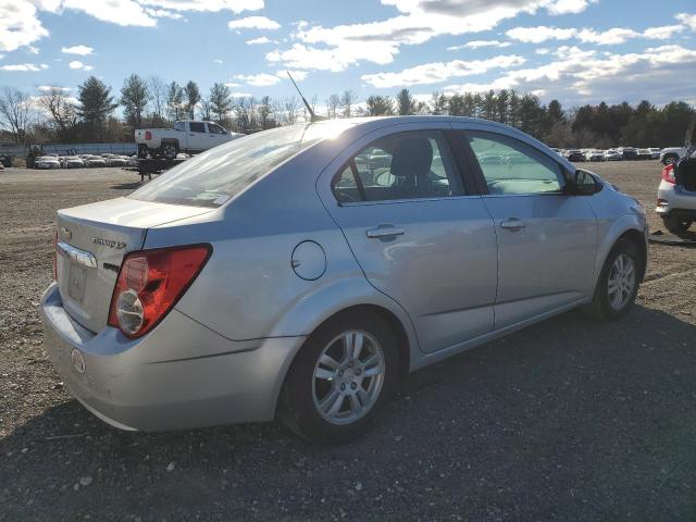 Фото 3 с аукциона – 2012 CHEVROLET SONIC LT с VIN 1G1JD5SH2C4170570