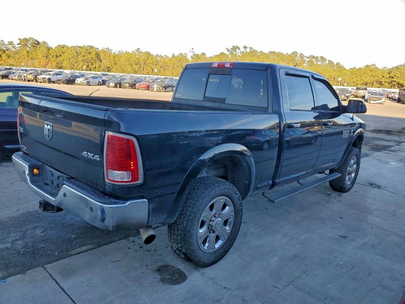 Photo 3 from auction – 2014 RAM 2500 LARAM with VIN 3C6UR5FL7EG114271