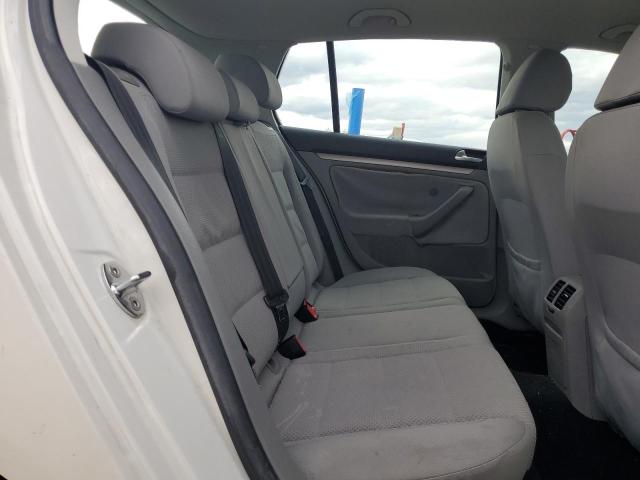 Photo 10 from auction – 2007 VOLKSWAGEN RABBIT with VIN WVWDR71K07W222674
