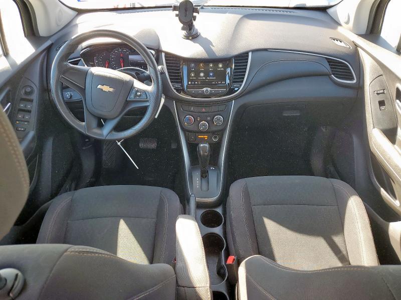 Photo 8 from auction – 2019 CHEVROLET TRAX LS with VIN 3GNCJKSB3KL171682