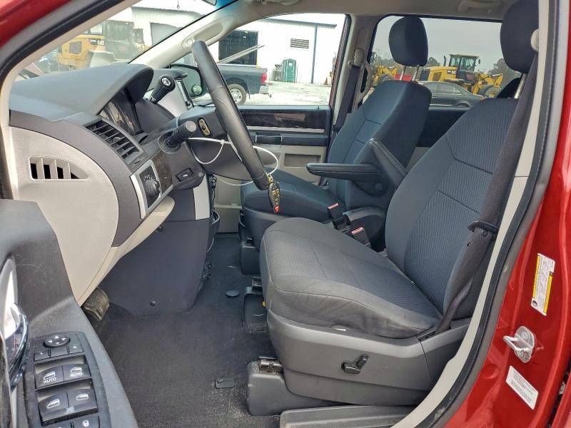 Photo 7 from auction – 2010 DODGE GRAND CARA with VIN 2D4RN5DX3AR124898