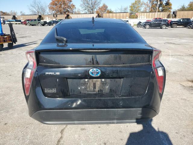 Photo 6 from auction – 2018 TOYOTA PRIUS with VIN JTDKARFU2J3057630