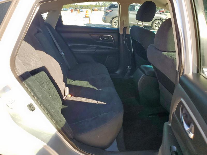 Photo 10 from auction – 2015 NISSAN ALTIMA 2.5 with VIN 1N4AL3AP1FC470544