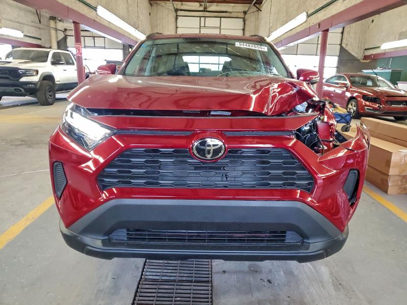 Photo 5 from auction – 2025 TOYOTA RAV4 XLE with VIN 2T3P1RFV0SW582070