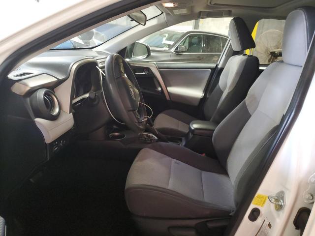 Photo 7 from auction – 2014 TOYOTA RAV4 XLE with VIN JTMRFREV4ED091689
