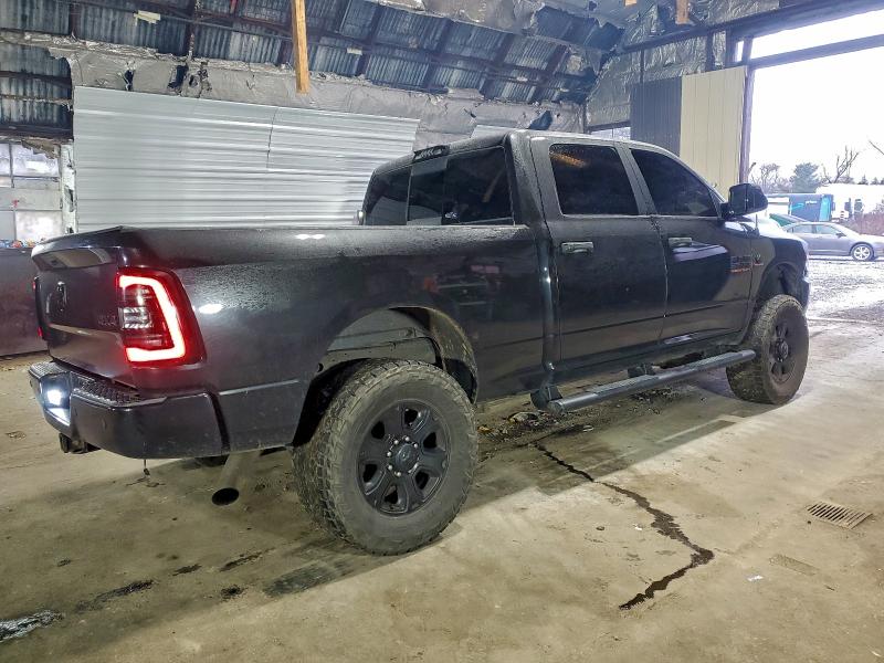 Photo 3 from auction – 2016 RAM 2500 SLT with VIN 3C6UR5DLXGG333375