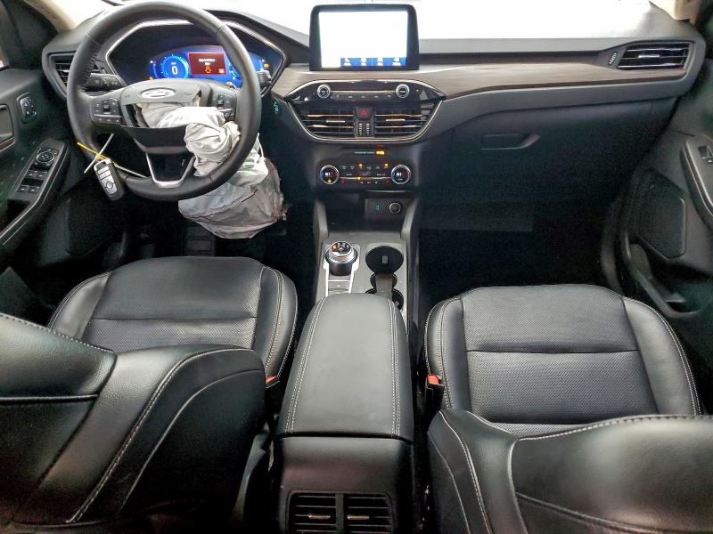 Photo 8 from auction – 2020 FORD ESCAPE with VIN 1FMCU9J91LUA28790