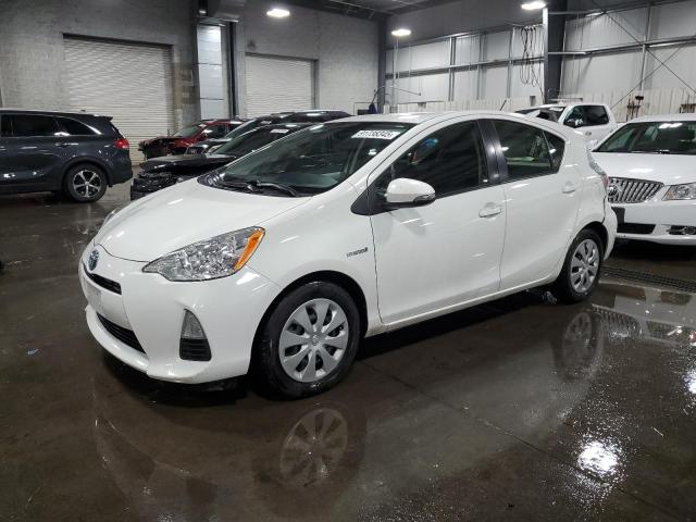 TOYOTA PRIUS C 2014 with VIN JTDKDTB30E1077135 - Photo from auction