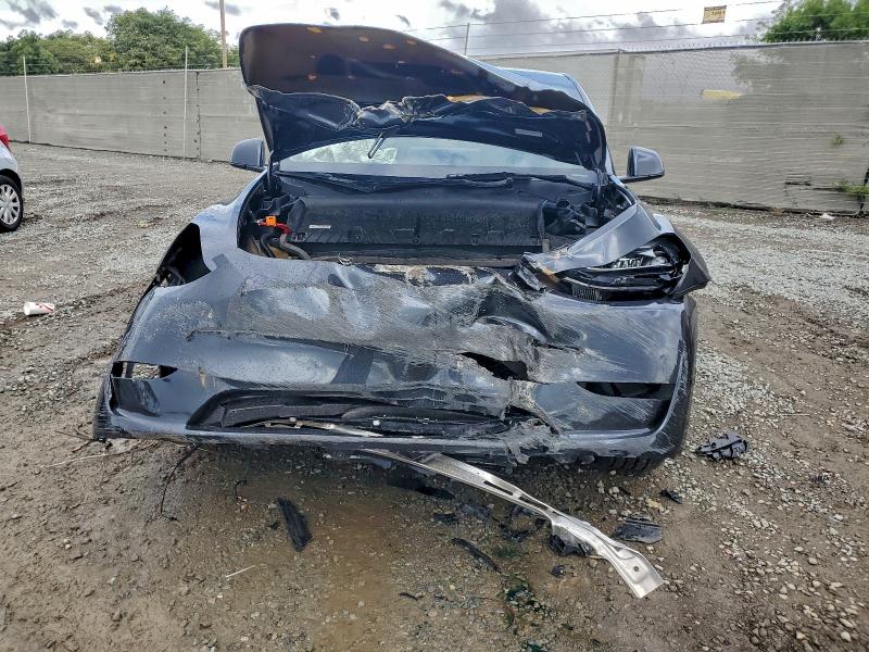 Photo 5 from auction – 2025 TESLA MODEL Y with VIN 7SAYGDED8SF312589