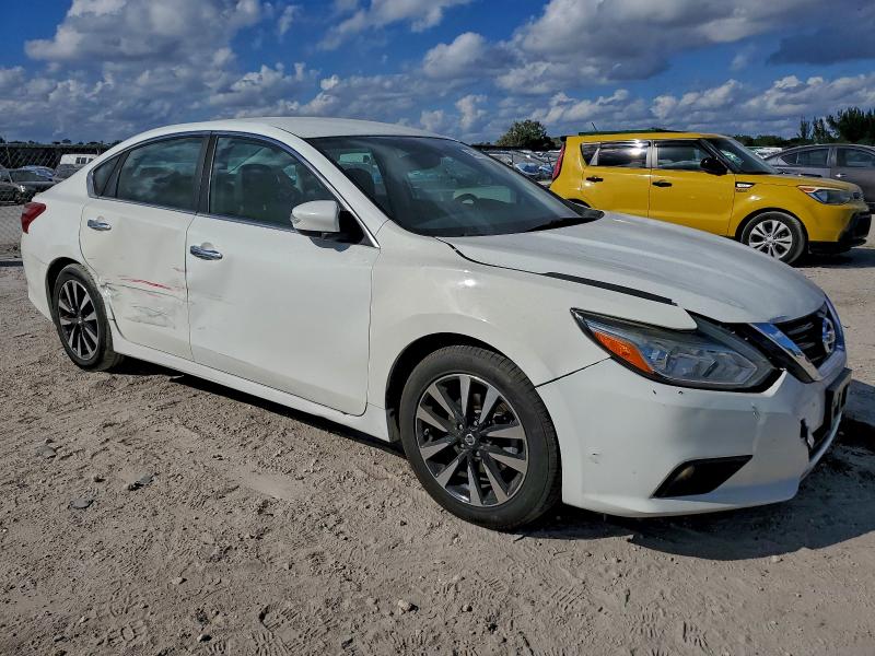 Photo 4 from auction – 2018 NISSAN ALTIMA 2.5 with VIN 1N4AL3AP3JC283136