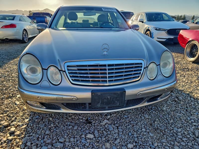 Photo 5 from auction – 2004 MERCEDES-BENZ E 500 with VIN WDBUF70JX4A534722