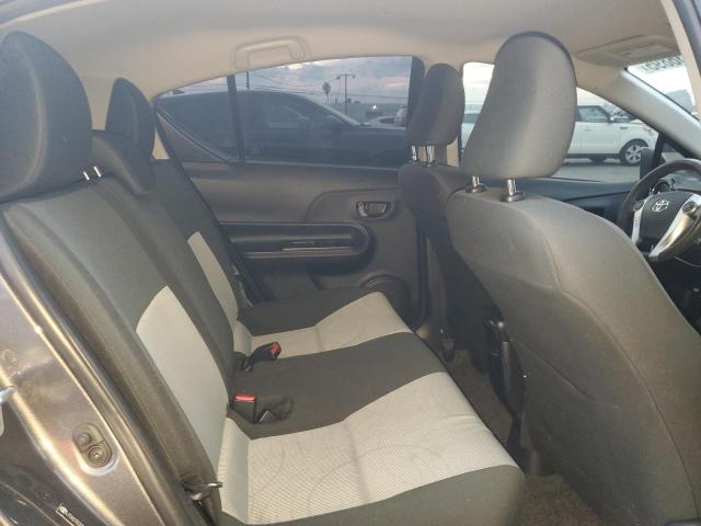 Photo 11 from auction – 2015 TOYOTA PRIUS C with VIN JTDKDTB30F1094101