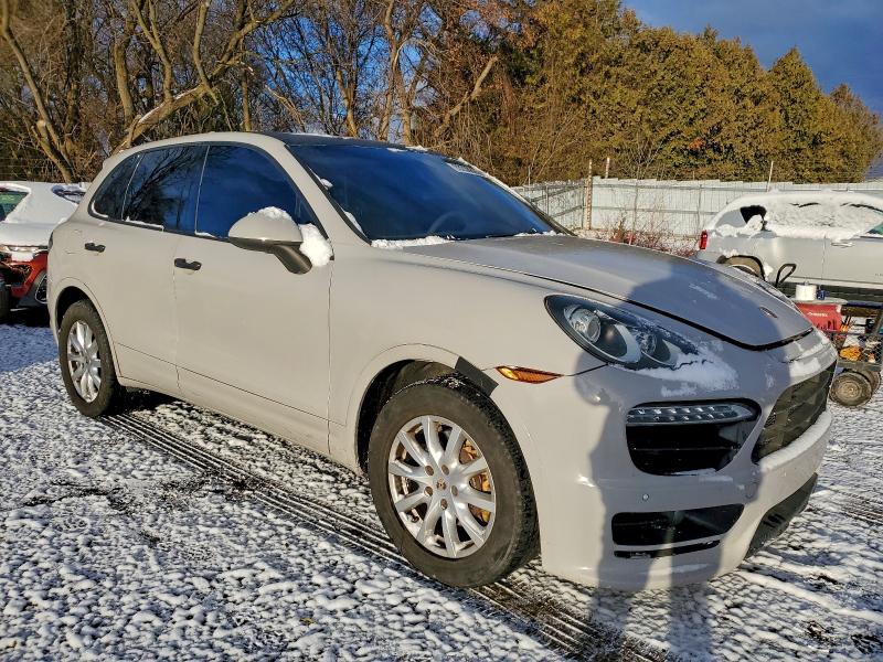 Photo 4 from auction – 2011 PORSCHE CAYENNE with VIN WP1AA2A29BLA02889