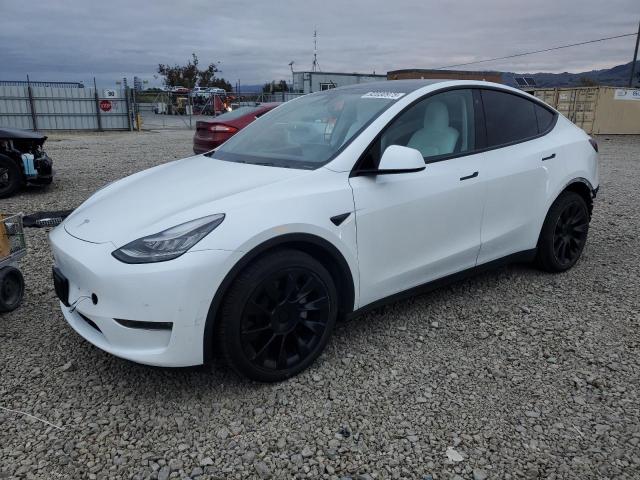 TESLA MODEL Y 2020 with VIN 5YJYGDEE7LF058672 - Photo from auction