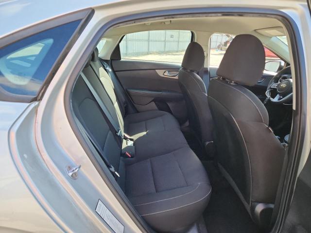 Photo 10 from auction – 2021 KIA FORTE FE with VIN 3KPF24AD9ME334716