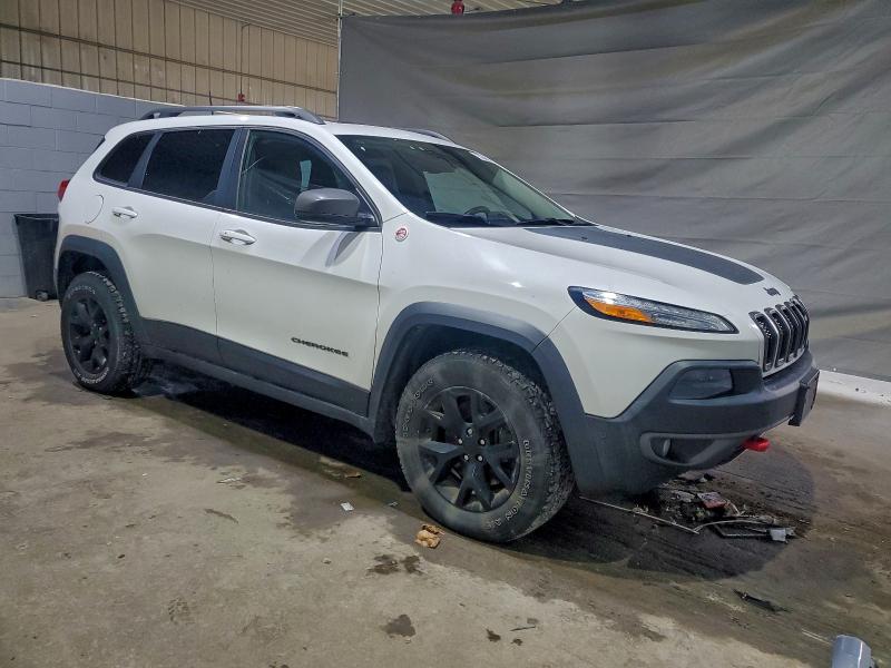 Photo 4 from auction – 2016 JEEP CHEROKEE T with VIN 1C4PJMBS0GW104576