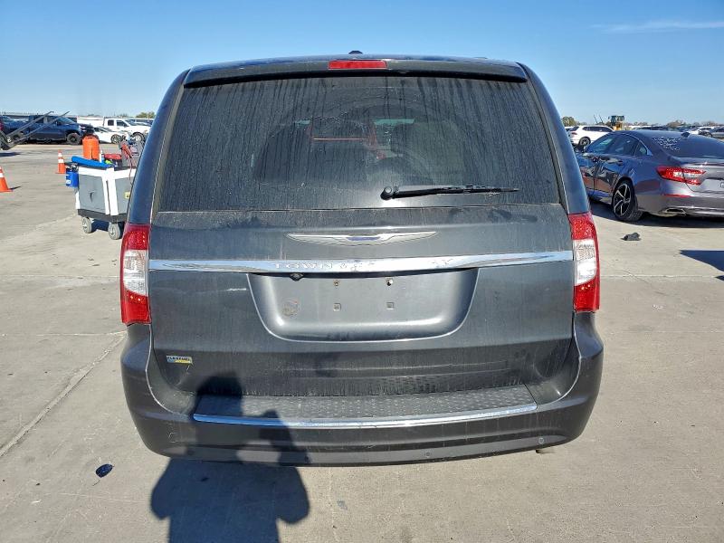 Photo 6 from auction – 2012 CHRYSLER TOWN & COU with VIN 2C4RC1BG9CR116550