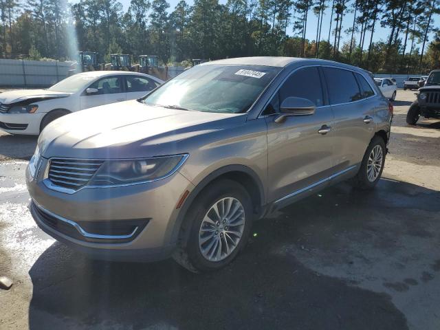 LINCOLN MKX SELECT 2018 with VIN 2LMPJ6KR0JBL38492 - Photo from auction