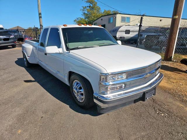 CHEVROLET GMT-400 C3 1998 with VIN 1GCHC39J0WF066416 - Photo from auction