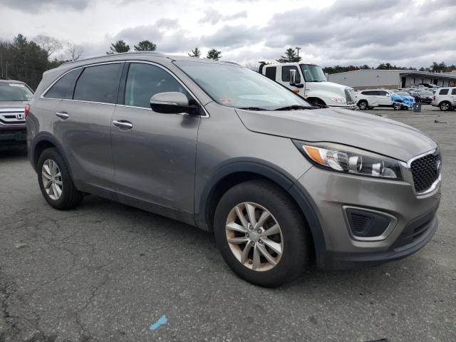 Photo 4 from auction – 2016 KIA SORENTO LX with VIN 5XYPG4A31GG055006