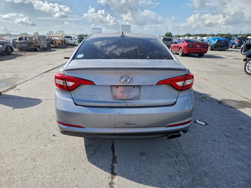Photo 6 from auction – 2017 HYUNDAI SONATA SE with VIN 5NPE24AF7HH516865
