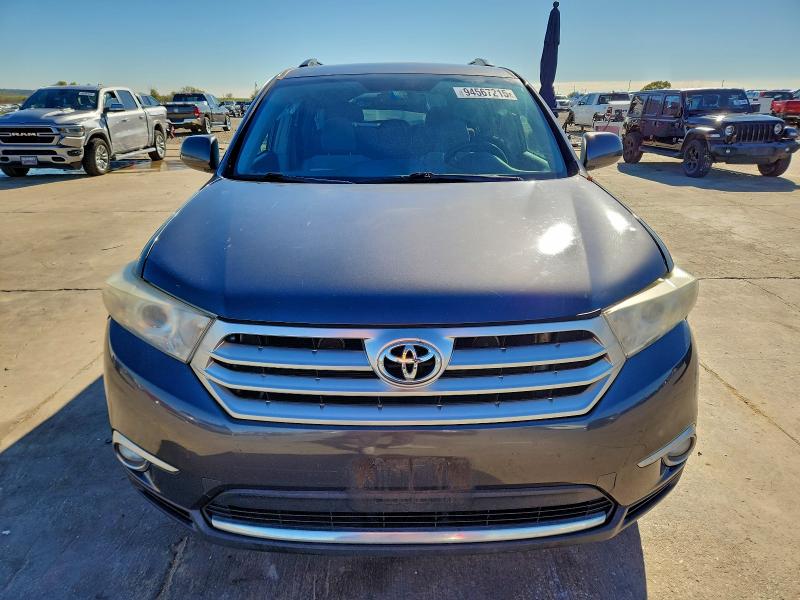 Photo 5 from auction – 2013 TOYOTA HIGHLANDER with VIN 5TDZA3EH3DS037406