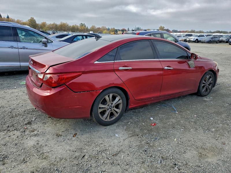 Photo 3 from auction – 2012 HYUNDAI SONATA SE with VIN 5NPEC4AC3CH417830