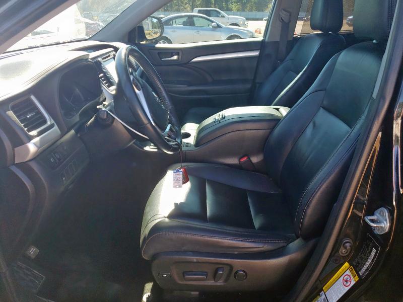 Photo 7 from auction – 2019 TOYOTA HIGHLANDER with VIN 5TDKZRFH3KS559820