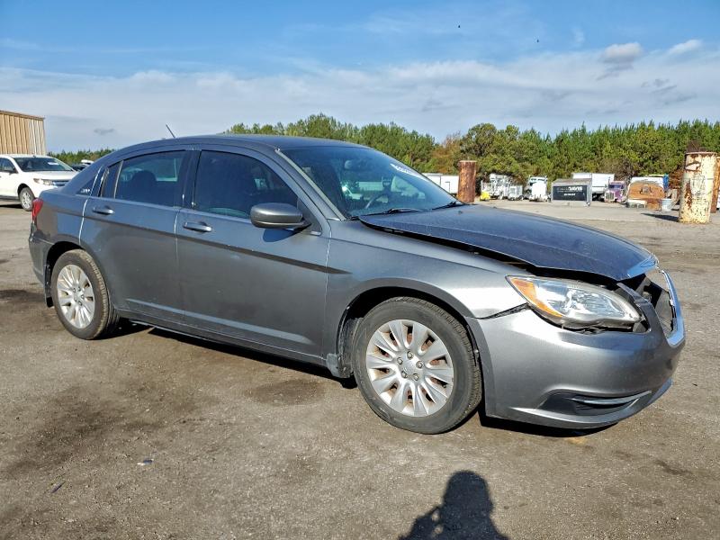 Zdjęcie 4 z aukcji – 2013 CHRYSLER 200 LX z VIN 1C3CCBAG8DN728304