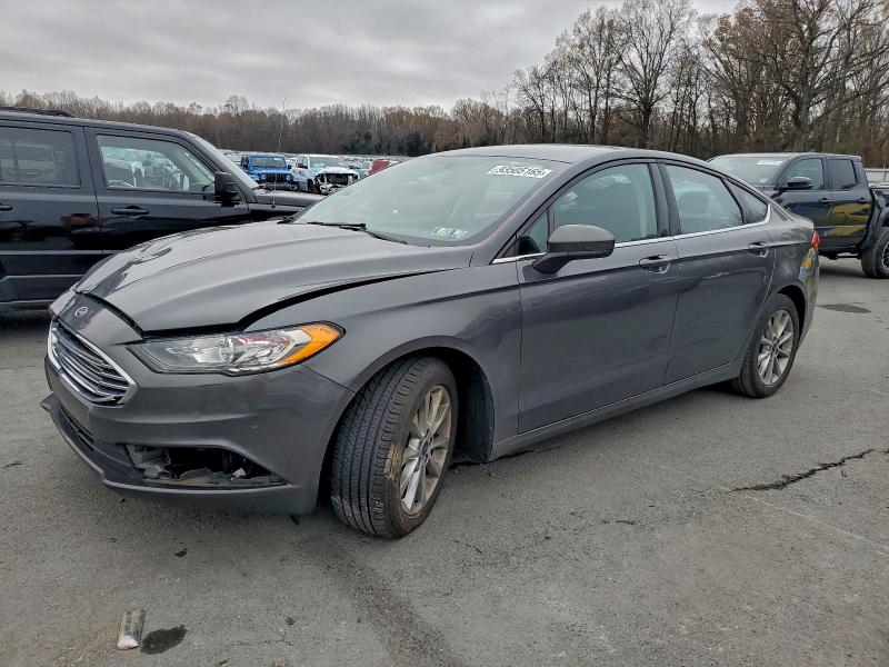 FORD FUSION SE 2017 with VIN 3FA6P0H75HR185381 - Photo from auction