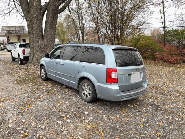 Photo 3 from auction – 2012 CHRYSLER TOWN & COU with VIN 2C4RC1BG5CR361314