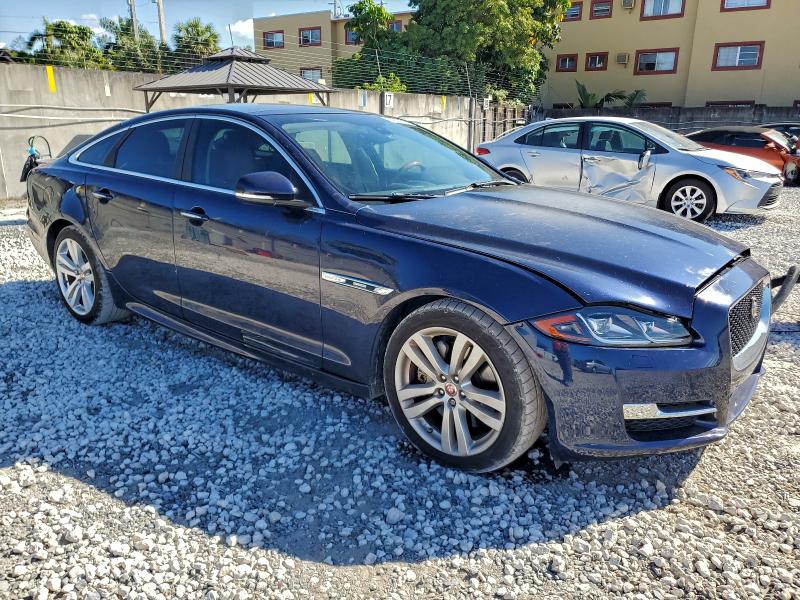 Photo 4 from auction – 2016 JAGUAR XJ with VIN SAJWA1C74G8W01284