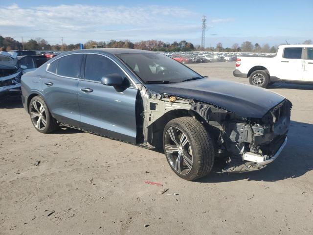 Photo 4 from auction – 2022 VOLVO S60 B5 INS with VIN 7JRL12FL0NG192012
