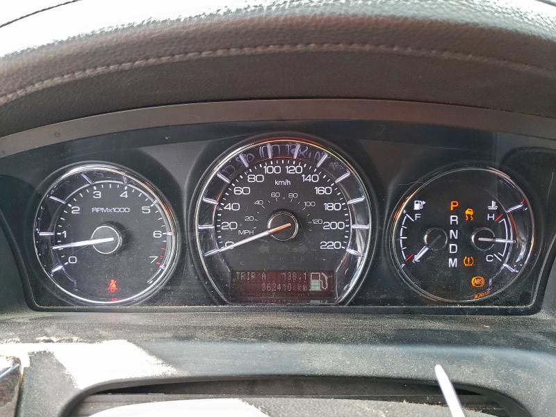 Photo 9 from auction – 2011 LINCOLN MKS with VIN 1LNHL9ER0BG604093