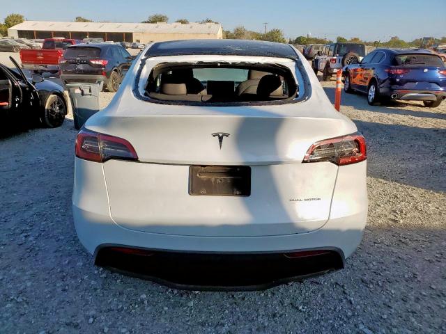 Photo 6 from auction – 2024 TESLA MODEL Y with VIN 7SAYGDEE3RA259817